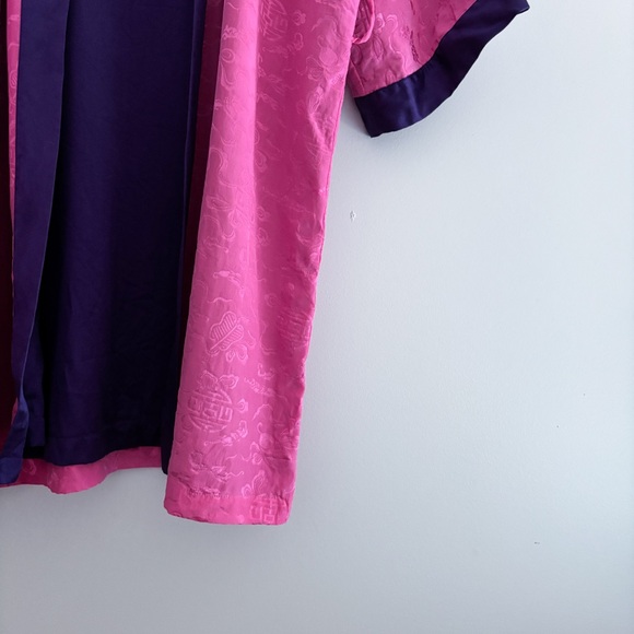 Pink silk robe - Picture 3 of 9